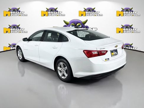 Used 2022 Chevrolet Malibu LS FWD image 7
