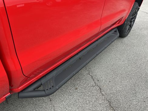 Used 2026 Chevrolet Silverado 1500 Custom Trail Boss w/ LPO, Dark Essentials Package image 41