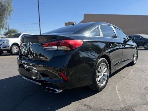 Used 2018 Hyundai Sonata SE FWD image 3
