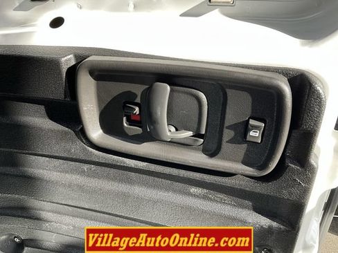 Used 2019 Chevrolet Express 2500 w/ Driver Convenience Package RWD image 30