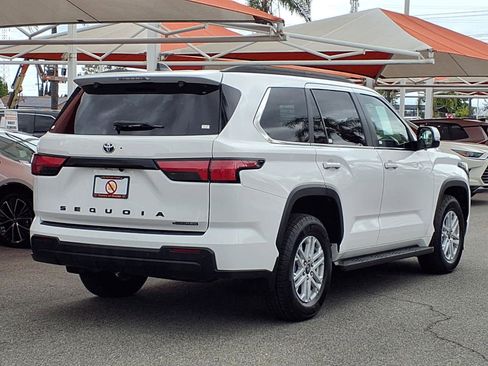 Certified 2025 Toyota Sequoia SR5 AWD/4WD image 4