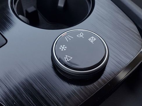 New 2026 Nissan Rogue S image 22