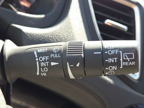 Used 2015 Honda CR-V Touring image 31