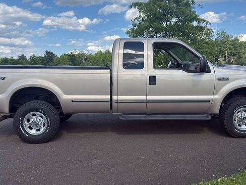 Used 1999 Ford F250 4x4 SuperCab Super Duty image 17