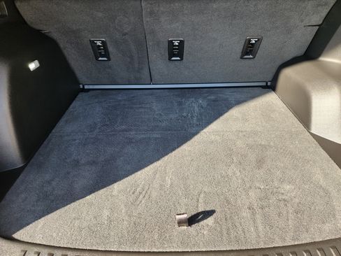 Certified 2025 Chevrolet Equinox LT w/ Convenience Package II image 35