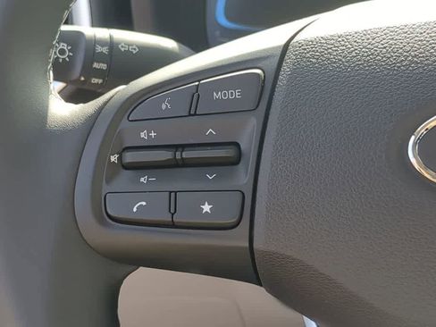 New 2026 Hyundai Venue SEL FWD image 26