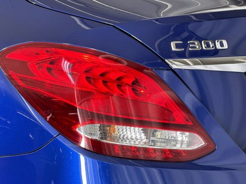 Used 2018 Mercedes-Benz C 300 Sedan image 27