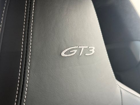 Certified 2022 Porsche 911 GT3 RWD image 27