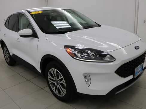 Used 2022 Ford Escape SEL image 12