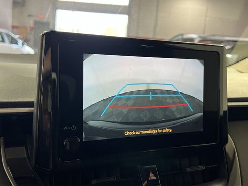 Used 2024 Toyota Corolla LE image 19