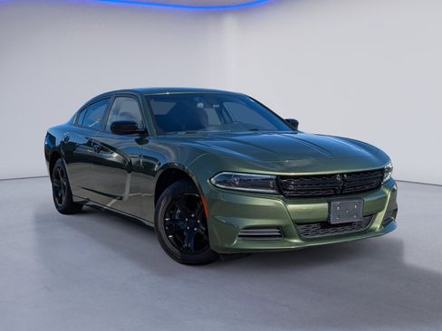 Certified 2023 Dodge Charger SXT image 2
