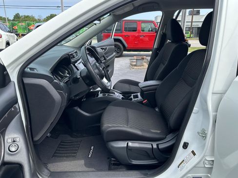 Used 2019 Nissan Rogue S w/ Special Edition Package AWD/4WD image 24