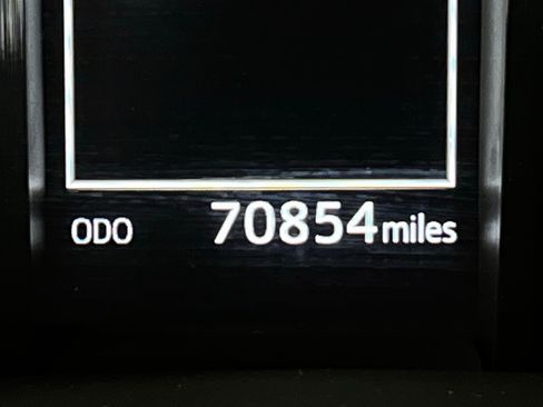 Used 2022 Toyota 4Runner SR5 image 11