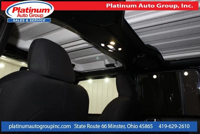 Used 2019 Jeep Wrangler Unlimited Sahara w/ Safety Group AWD/4WD image 27