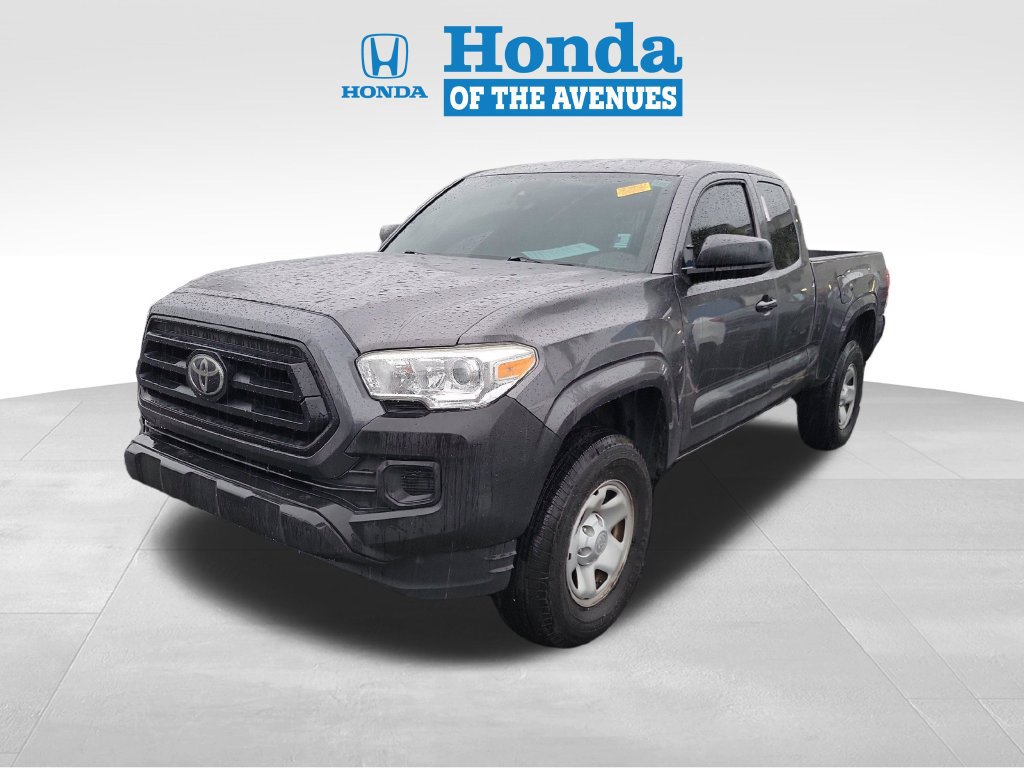 Used 2020 Toyota Tacoma SR RWD image 3