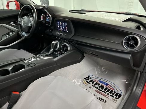 Certified 2022 Chevrolet Camaro LT RWD image 27