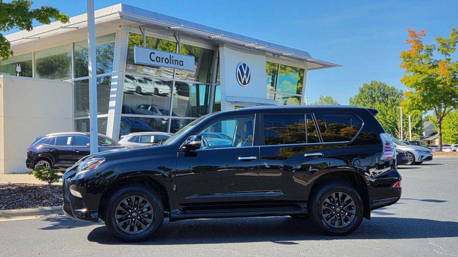 Used 2020 Lexus GX 460 Premium w/ Premium Package AWD/4WD image 2
