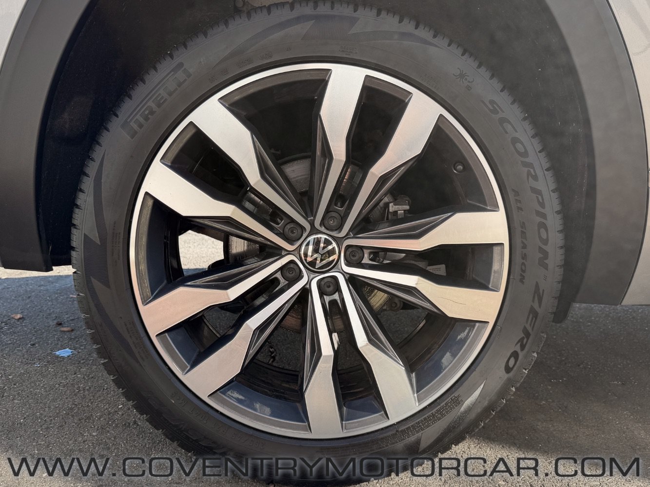 Used 2022 Volkswagen Atlas Cross Sport SEL Premium R-Line AWD/4WD image 13