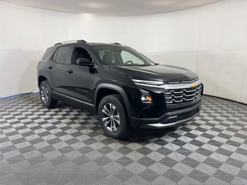 New 2026 Chevrolet Equinox LT image 6