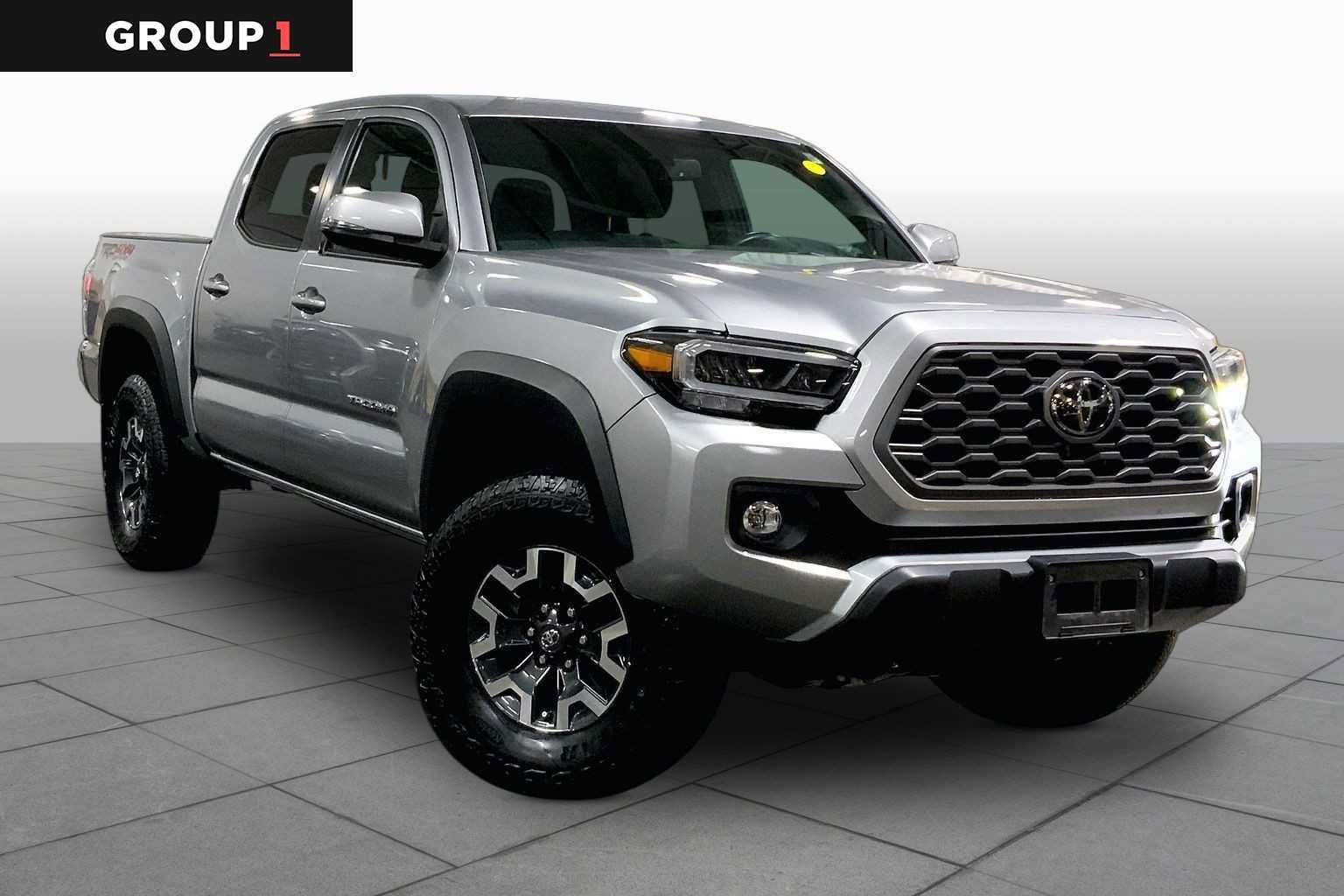 Certified 2023 Toyota Tacoma TRD Off-Road AWD/4WD image 3