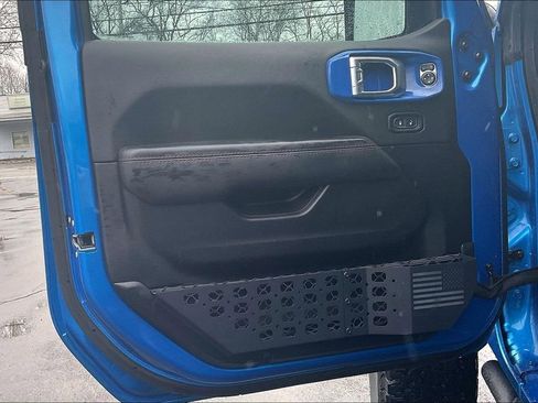 Used 2021 Jeep Gladiator Rubicon image 22