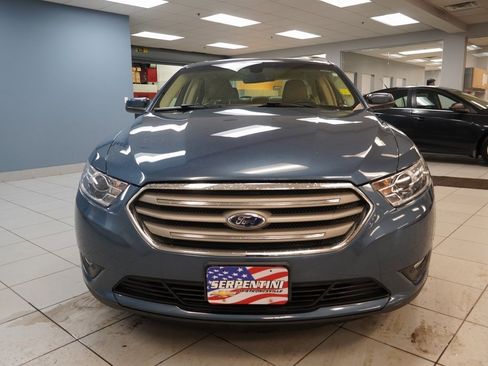 Used 2018 Ford Taurus SEL image 14