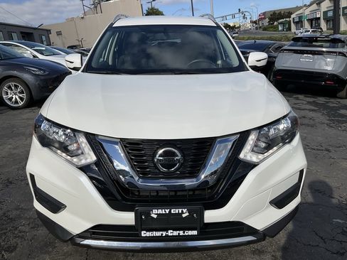 Used 2018 Nissan Rogue SV image 88