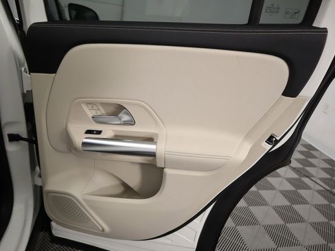 Certified 2022 Mercedes-Benz GLA 250 image 27