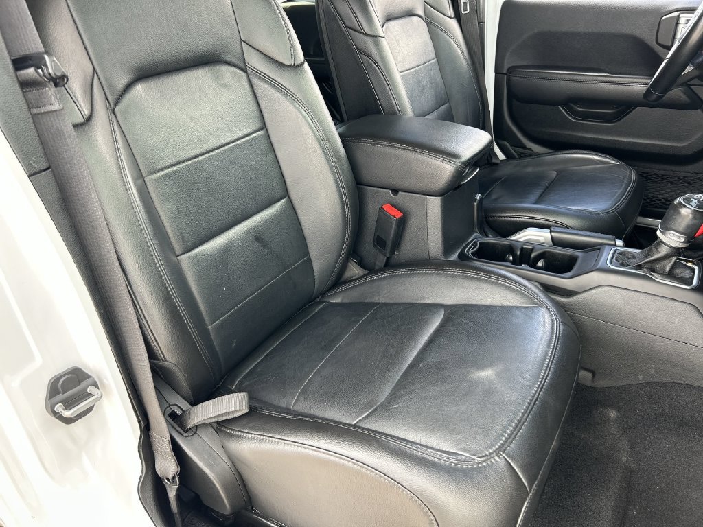Used 2021 Jeep Wrangler Unlimited Sahara AWD/4WD image 28