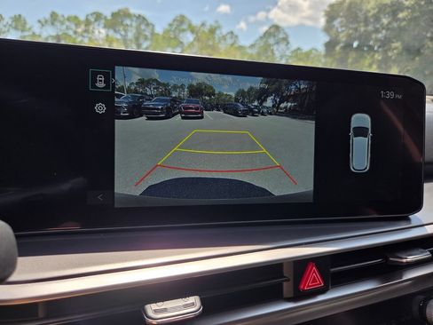 Certified 2024 Kia Sorento S w/ Panoramic Sunroof Package FWD image 28