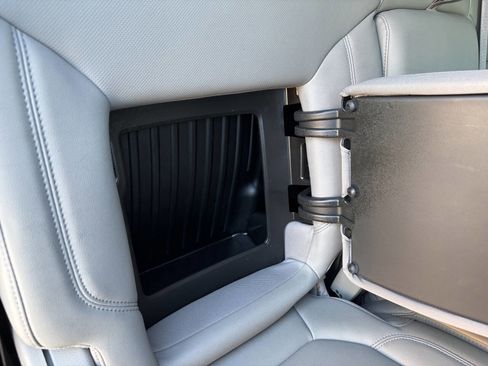 Used 2021 GMC Sierra 1500 SLT image 37