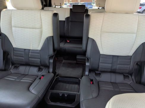 Used 2023 Toyota Sequoia Capstone AWD/4WD image 8