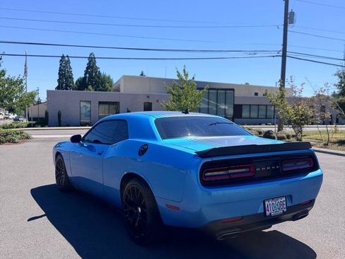 Used 2015 Dodge Challenger R/T Plus RWD image 7