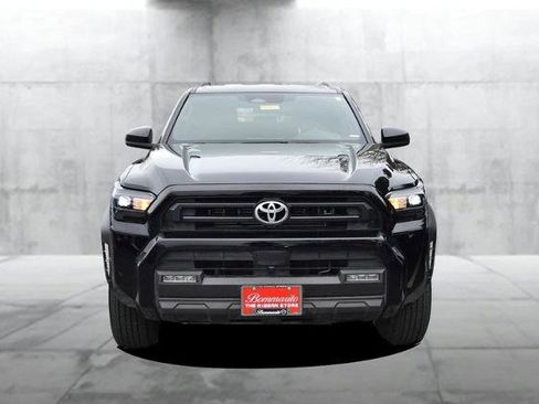 Used 2025 Toyota 4Runner Limited image 4