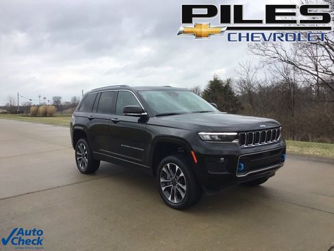 Used 2022 Jeep Grand Cherokee Overland image 1