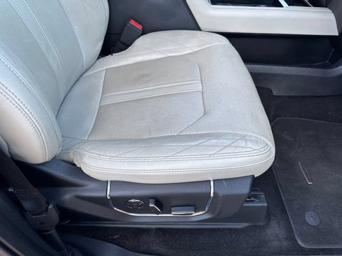 Used 2018 Ford Expedition Max Platinum AWD/4WD image 46