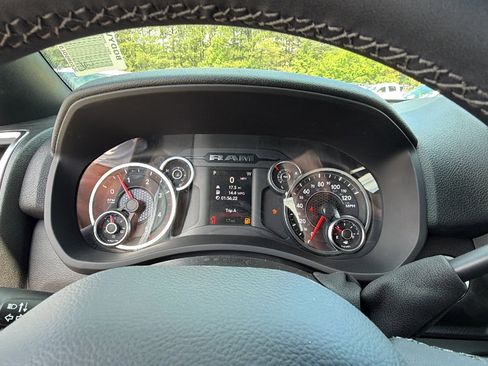 New 2026 RAM 2500 Big Horn AWD/4WD image 24