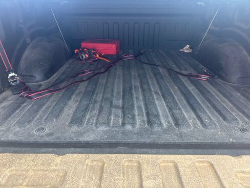 Used 2017 Ford F150 Lariat AWD/4WD image 9
