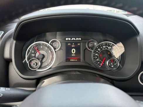 Used 2024 RAM 2500 Big Horn image 31