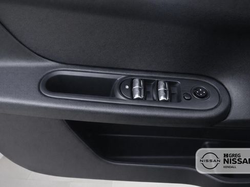 Used 2018 MINI Cooper Countryman FWD image 11