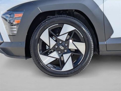 Used 2024 Hyundai Kona Limited image 25