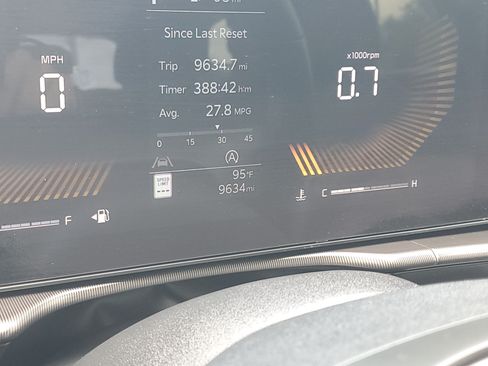 Used 2026 Kia Sportage EX FWD image 25