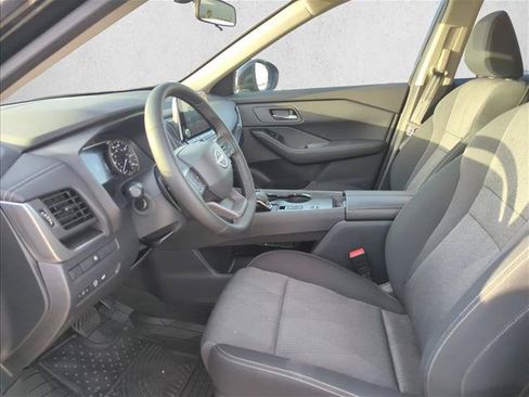 Used 2026 Nissan Rogue SV FWD image 12
