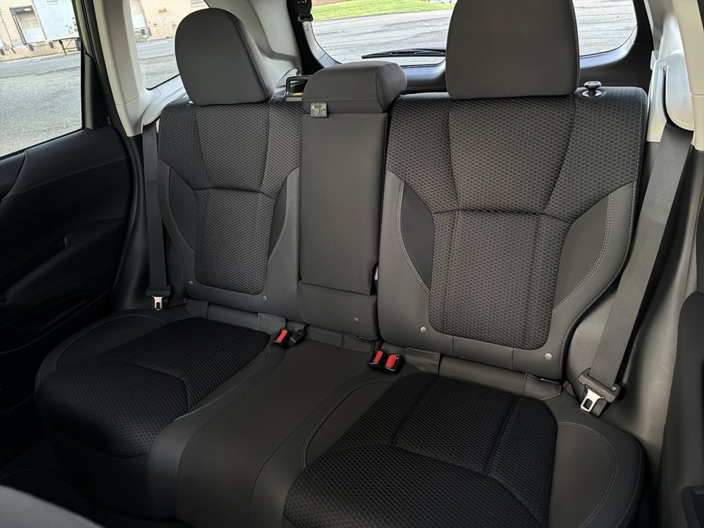 Certified 2023 Subaru Forester Premium AWD/4WD image 23
