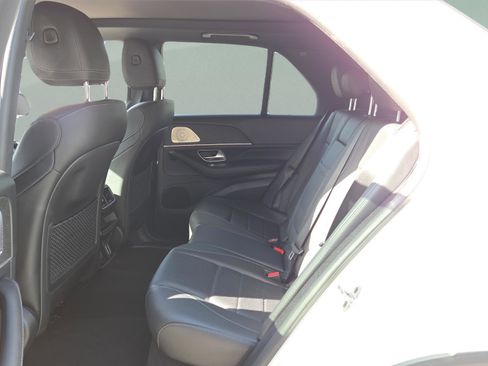 Used 2022 Mercedes-Benz GLE 350 4MATIC image 11