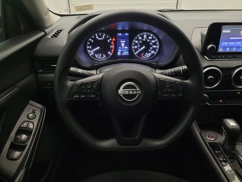 Used 2024 Nissan Sentra S FWD image 22