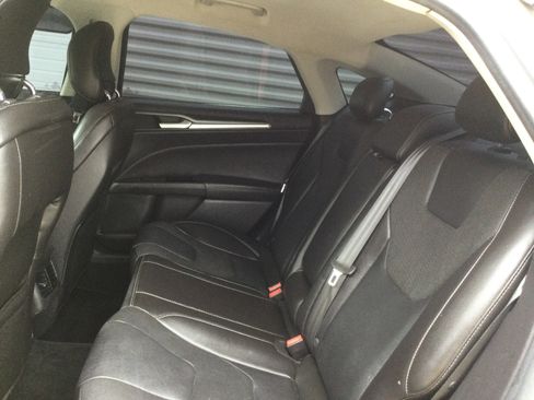 Used 2014 Ford Fusion Titanium image 6