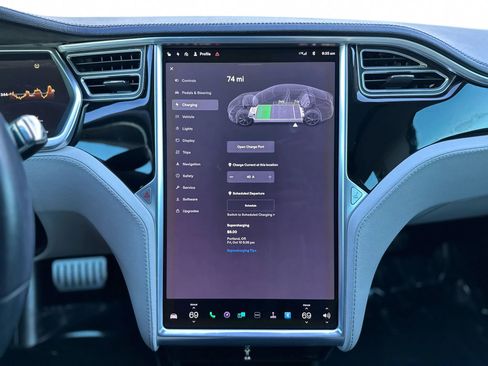 Used 2013 Tesla Model S image 19