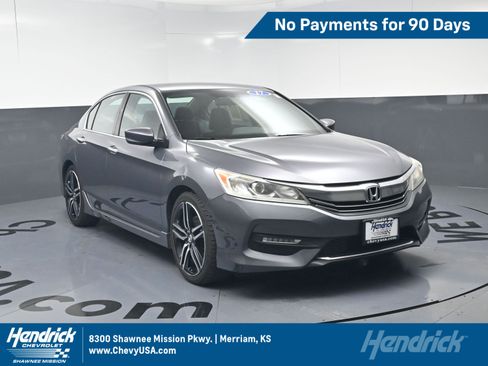 Used 2017 Honda Accord Sport image 1
