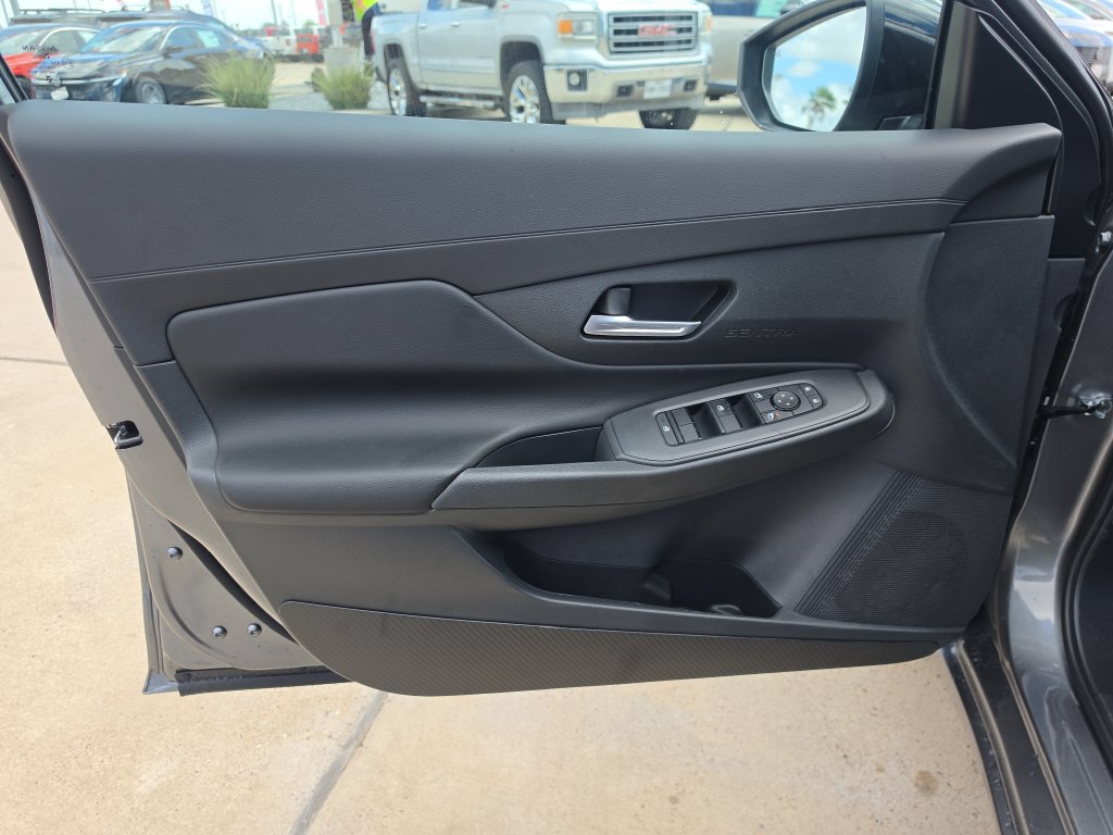 New 2027 Nissan Sentra SV FWD image 21